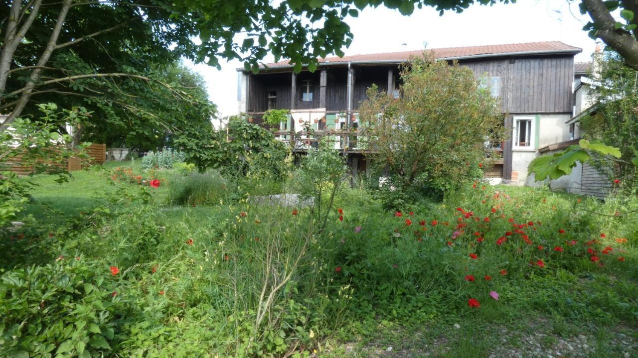 Chatrou Chatelraould-Saint-Louvent Esterno foto