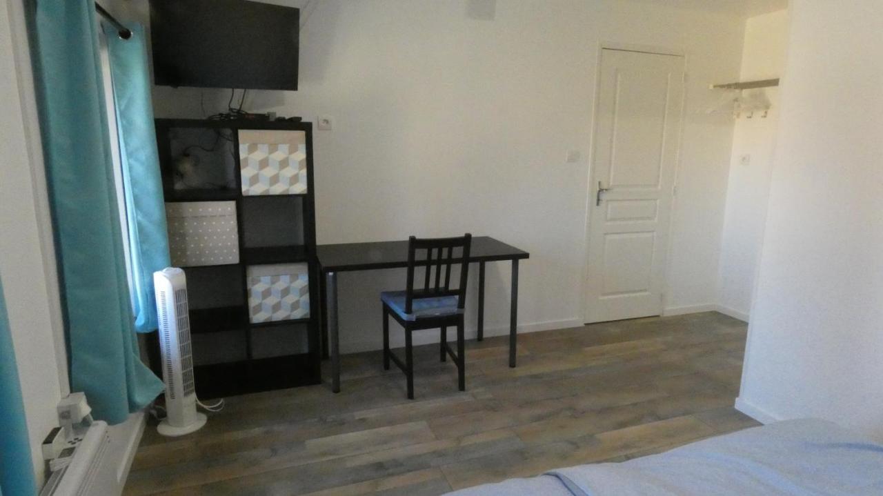 Chatrou Chatelraould-Saint-Louvent Esterno foto