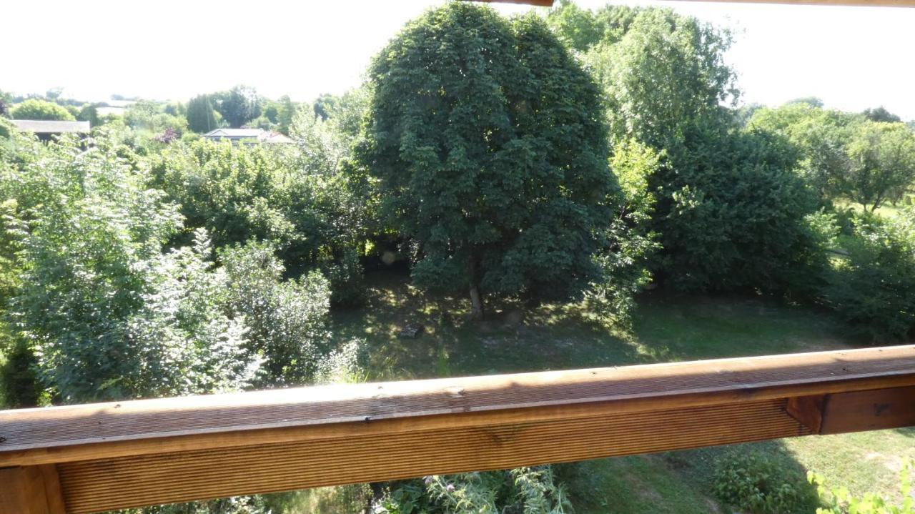 Chatrou Chatelraould-Saint-Louvent Esterno foto